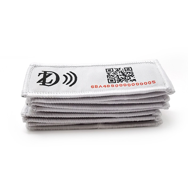 Reusable  RFID UHF Garment Tag