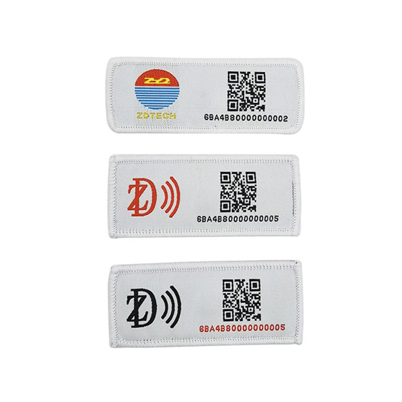 Reusable  RFID UHF Garment Tag